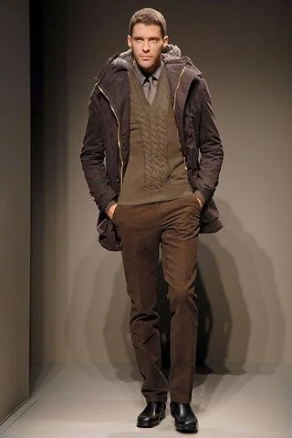 Look 16